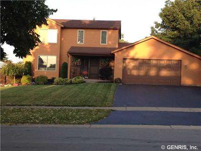 10 Fraser Dr, Hilton, NY, 14468