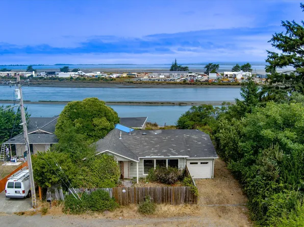 2989 North St, Eureka, CA 95501