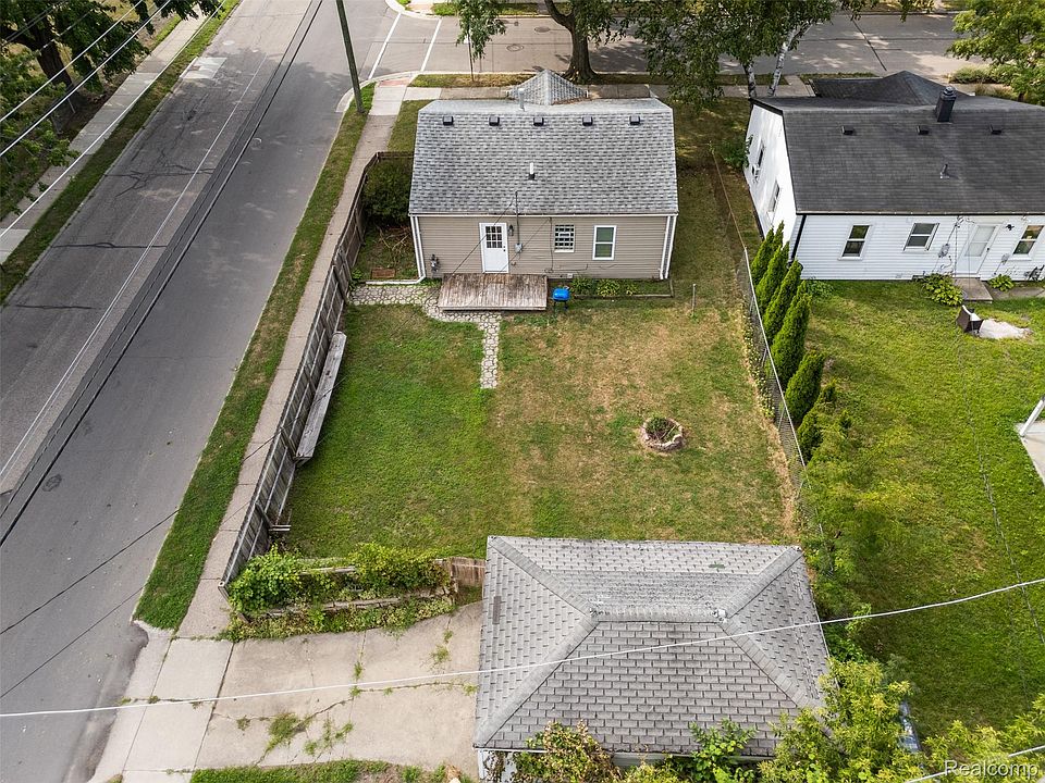 1821 E Hazelhurst St, photo 25