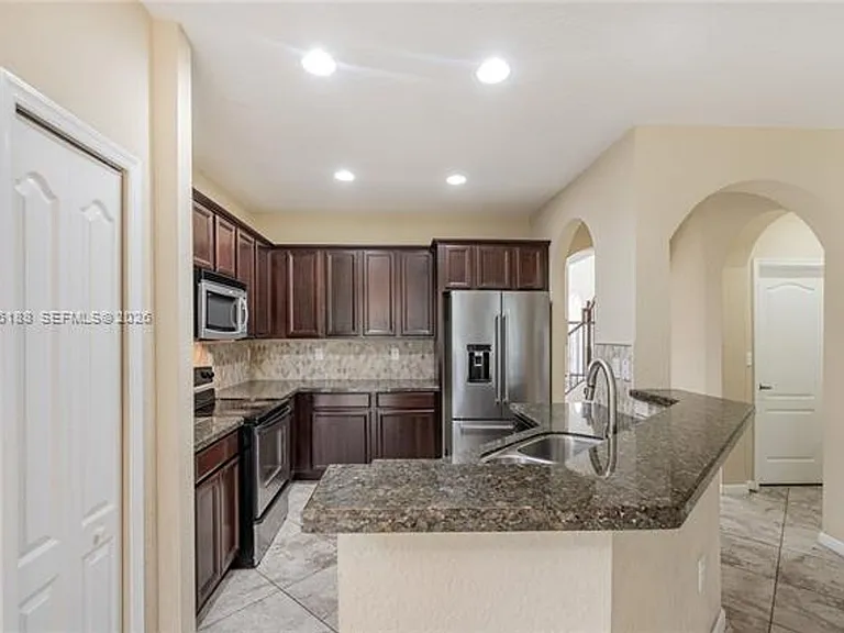 27621 SW 139th Pl #27621 — Photo 35