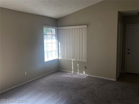 3rd image of 4646 Belshire Dr