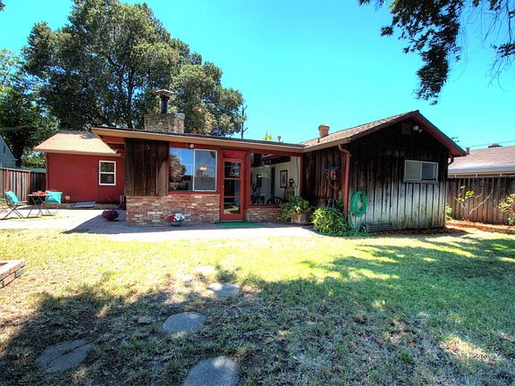 3rd image of 1685 Fruitdale Ave