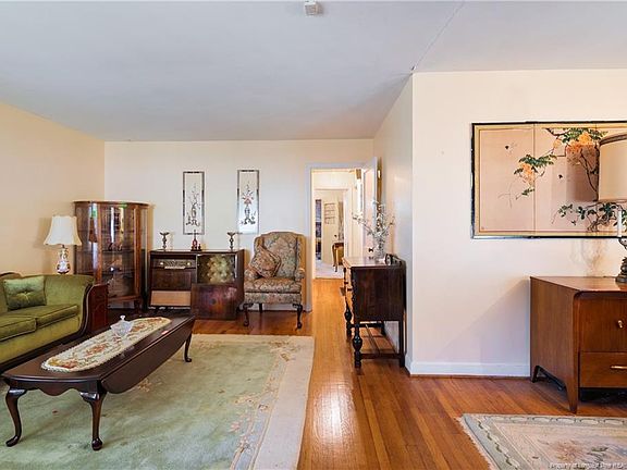 4th image of 1818 Broadell Dr
