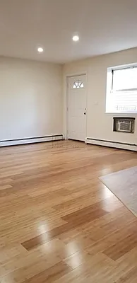 Rented by Bouklis Group | media 18