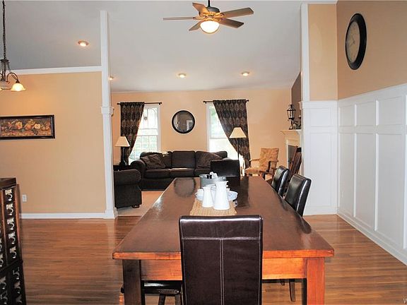 3rd image of 2613 Hakanaw Ave