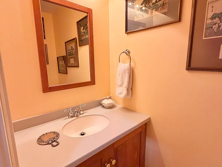 67 Peninsula Dr — Photo 17