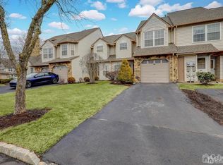 301 Pegasus Rd, Piscataway, NJ 08854
