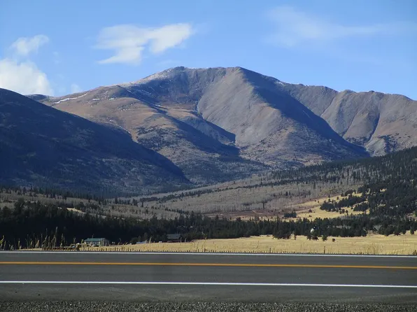 573 Rainbow Dr, Como, CO 80432