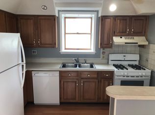 705 Bridgeboro St, Riverside, NJ 08075