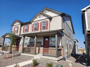 644 Thoroughbred Ln, Johnstown, CO 80534