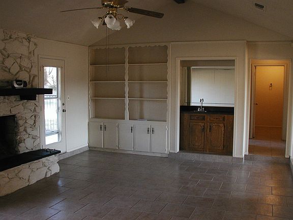 4th image of 4601 Bill Simmons Rd
