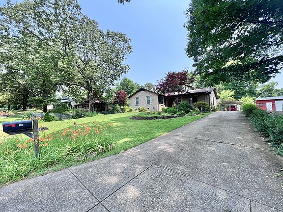2nd image of 113 Friar Dr