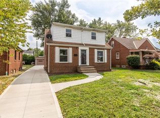 7423 Orchard Grv, Brooklyn, OH 44144