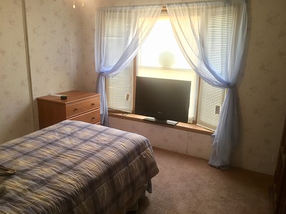2nd image of 1097 Sagramore Dr N