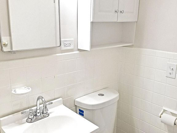 5th image of 1615 Newman Ave APT 204