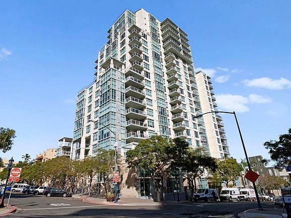 3rd image of 850 Beech St Unit 1404