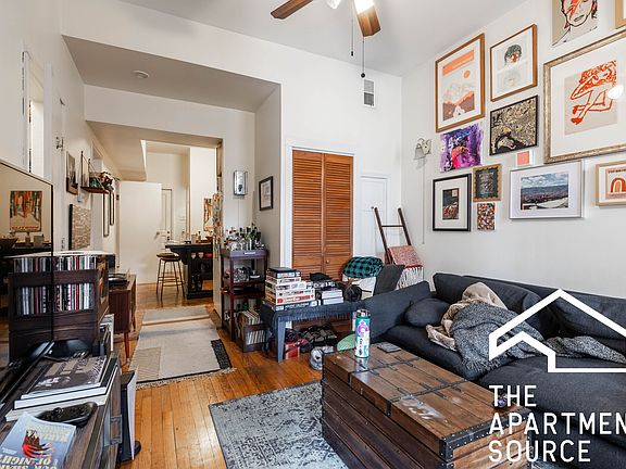 2nd image of 1627 N Winchester Ave APT 1