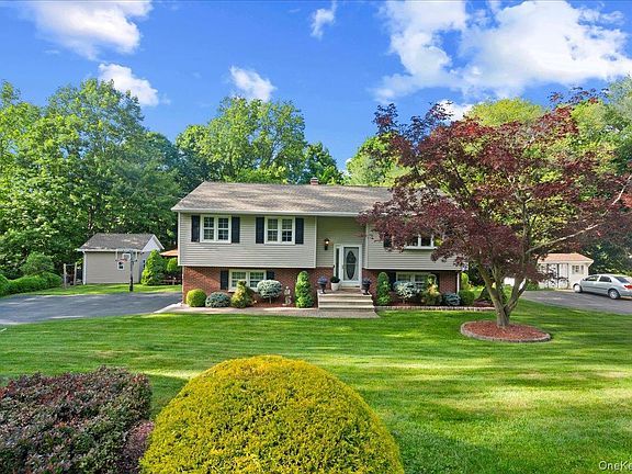2nd image of 134 Linden Lane