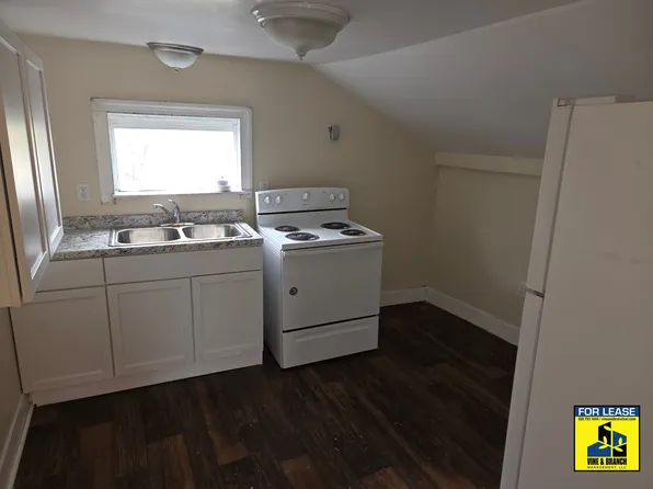 305 Madison St #2, Beaver Dam, WI 53916