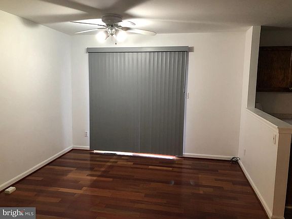 5th image of 403 Champs Ln