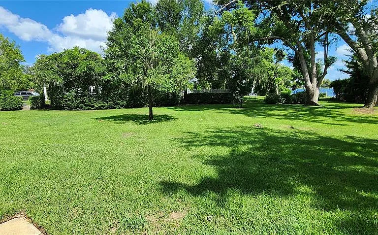7864 Broken Arrow Trl — Photo 2