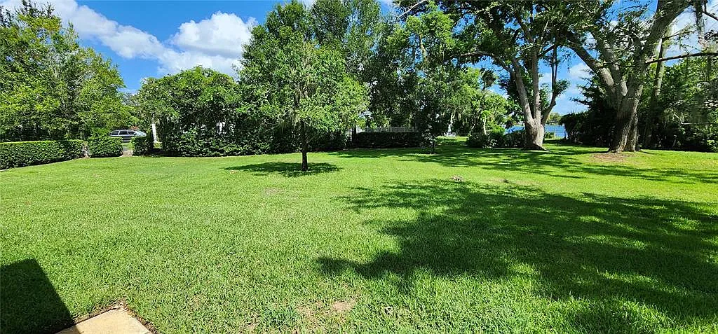 Building Photo - 7864 Broken Arrow Trl