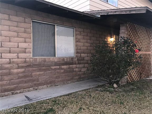 2nd image of 1301 Darlene Way APT 1