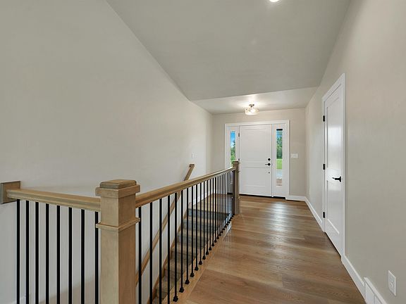 4th image of 549 Behrendt Park Dr