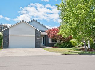 2693 NW Pinot Noir Dr, McMinnville, OR 97128