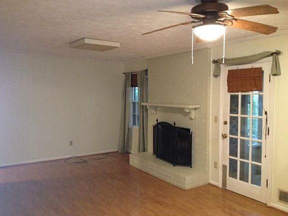 5th image of 2667 Sterling Acres Dr