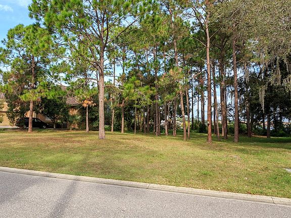 4th image of 8601 Sand Lake Shores Dr