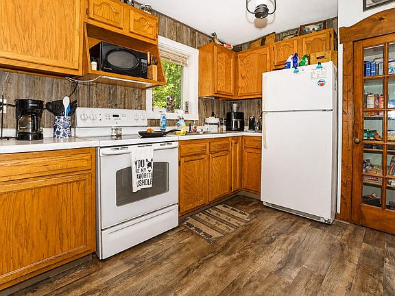 5th image of 13730 Greenstone Dr