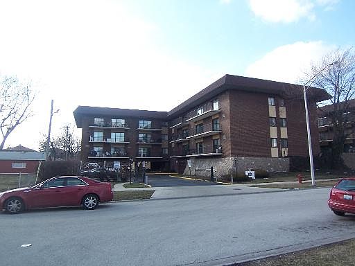2nd image of 9540 Mayfield Ave APT S104