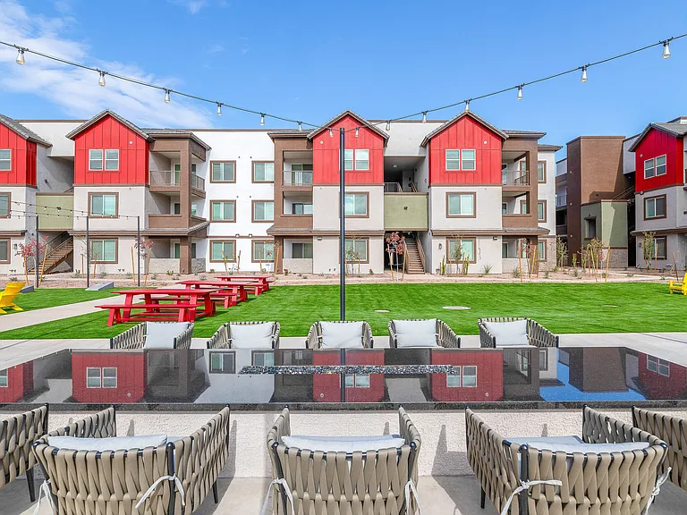 Weylyn Luxury Apartments — Photo 66
