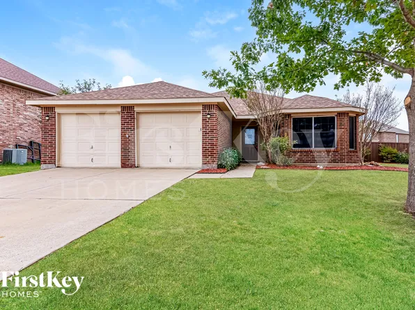 229 Silver Spur Dr, Waxahachie, TX 75165
