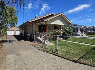 807 S 11th Ave, Yakima, WA 98902