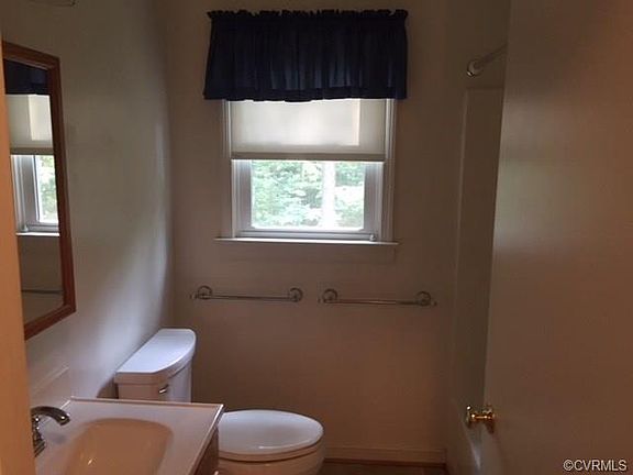 5th image of 448 Evanrude Ln