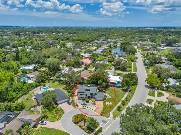 3638 Country Place Blvd, Sarasota, FL 34233