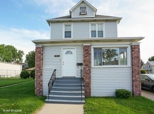 2807 St Charles Rd, Bellwood, IL 60104