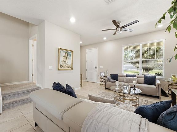 4th image of 5010 CASPIAN STREET
