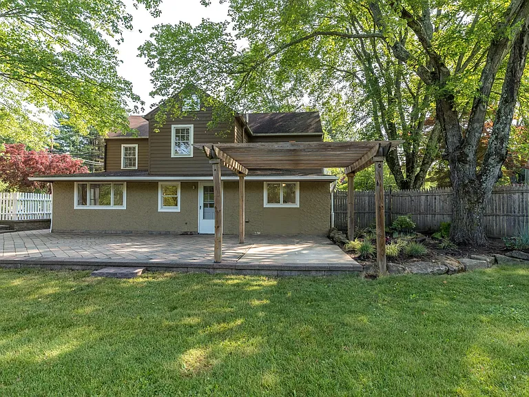 3563 Aquetong Rd — Photo 6