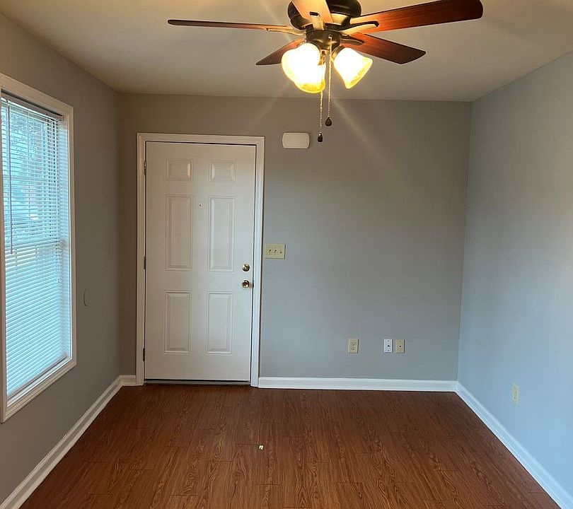 2nd image of 1117 Richmond Green Dr #3