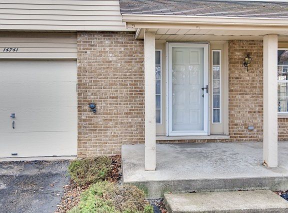 3rd image of 14741 Le Claire Ave
