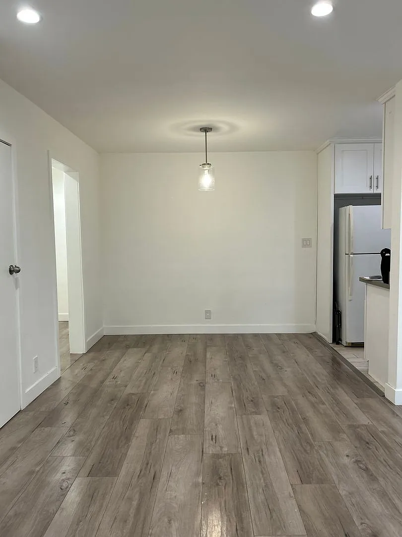 4324 Ventura Canyon Ave (near Ventura Blvd) Gem — Photo 2