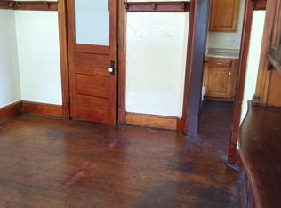 237 N 36th St #3, Milwaukee, WI 53208