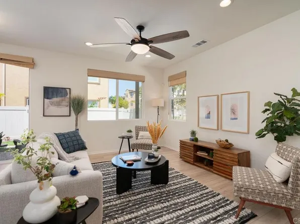 1185 Via Lucero, Oceanside, CA 92056