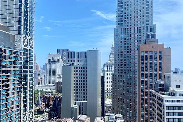 Rented by Greystar | media 35