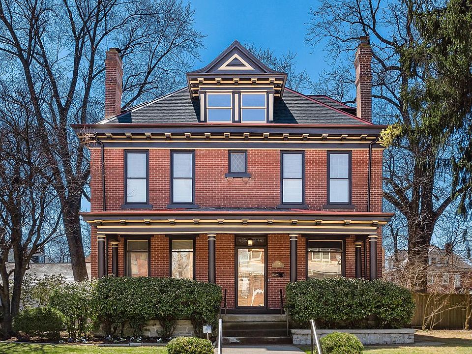 1st image of 1719 Franklin Ave