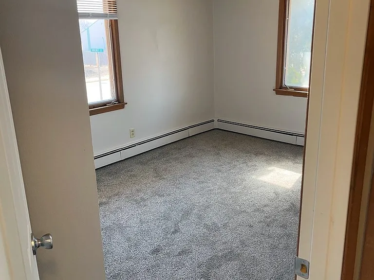 2100 Walnut St — Photo 9