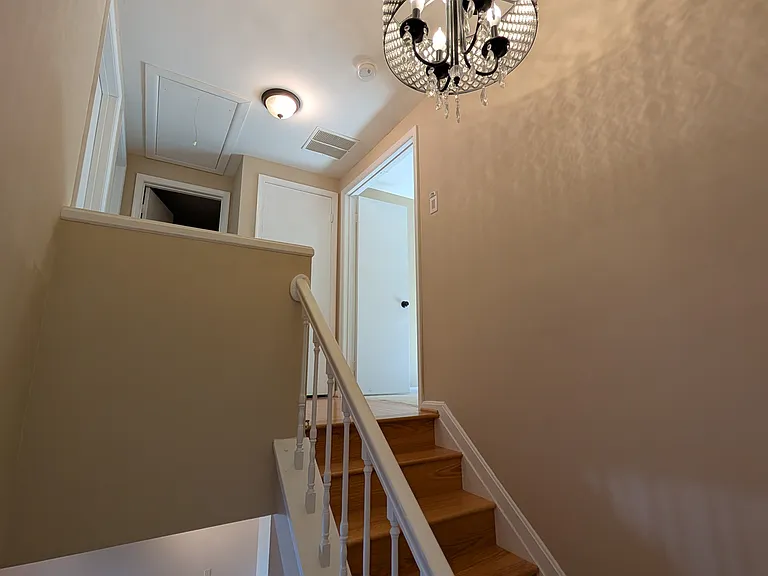 42 Battersea Bridge Ct — Photo 23